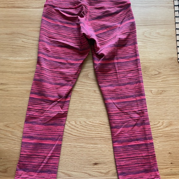 Lululemon Wunder Under Crop (Hi Rise) - Picture 4 of 6